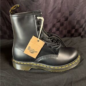 Dr. Martens Black Leather Combat Boots size 7 women's